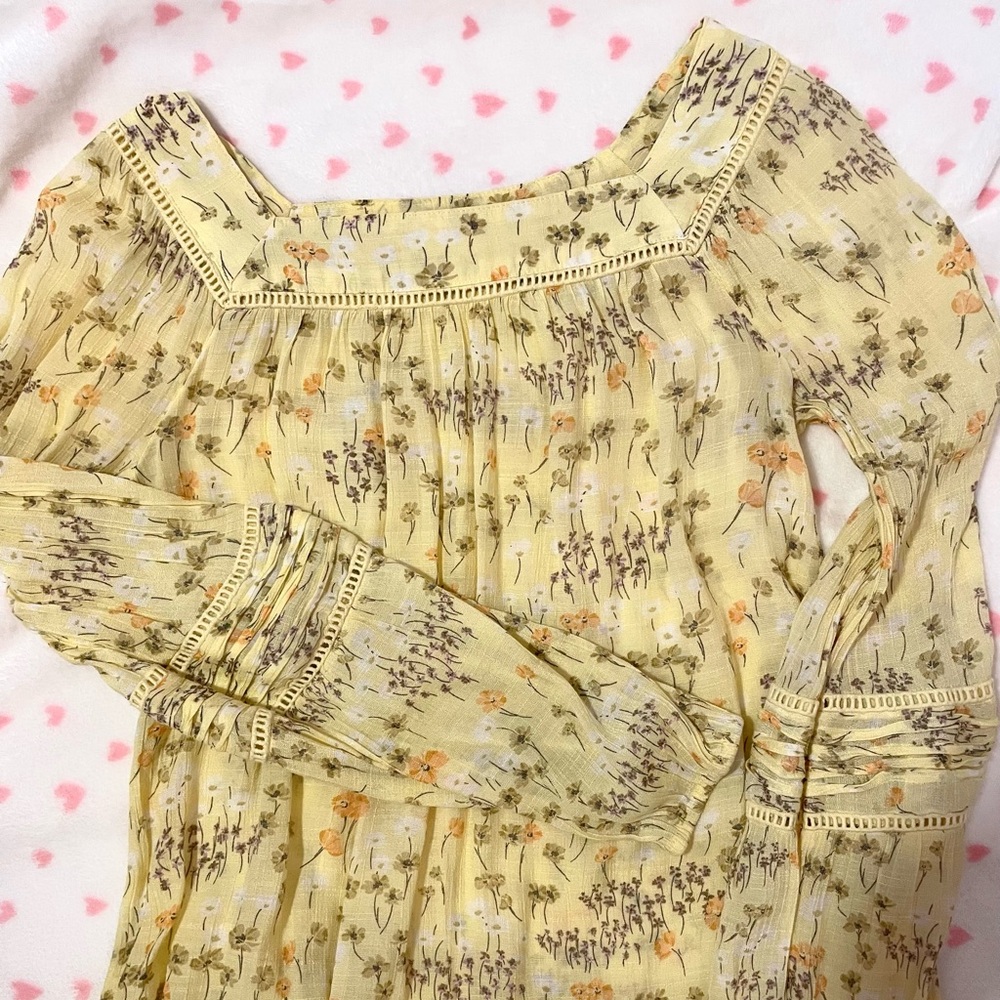 Adorable Floral Pale Yellow Long Sleeve Blouse